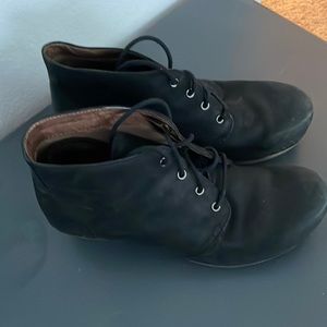 Dansko Burnished Nubuck Black size 40